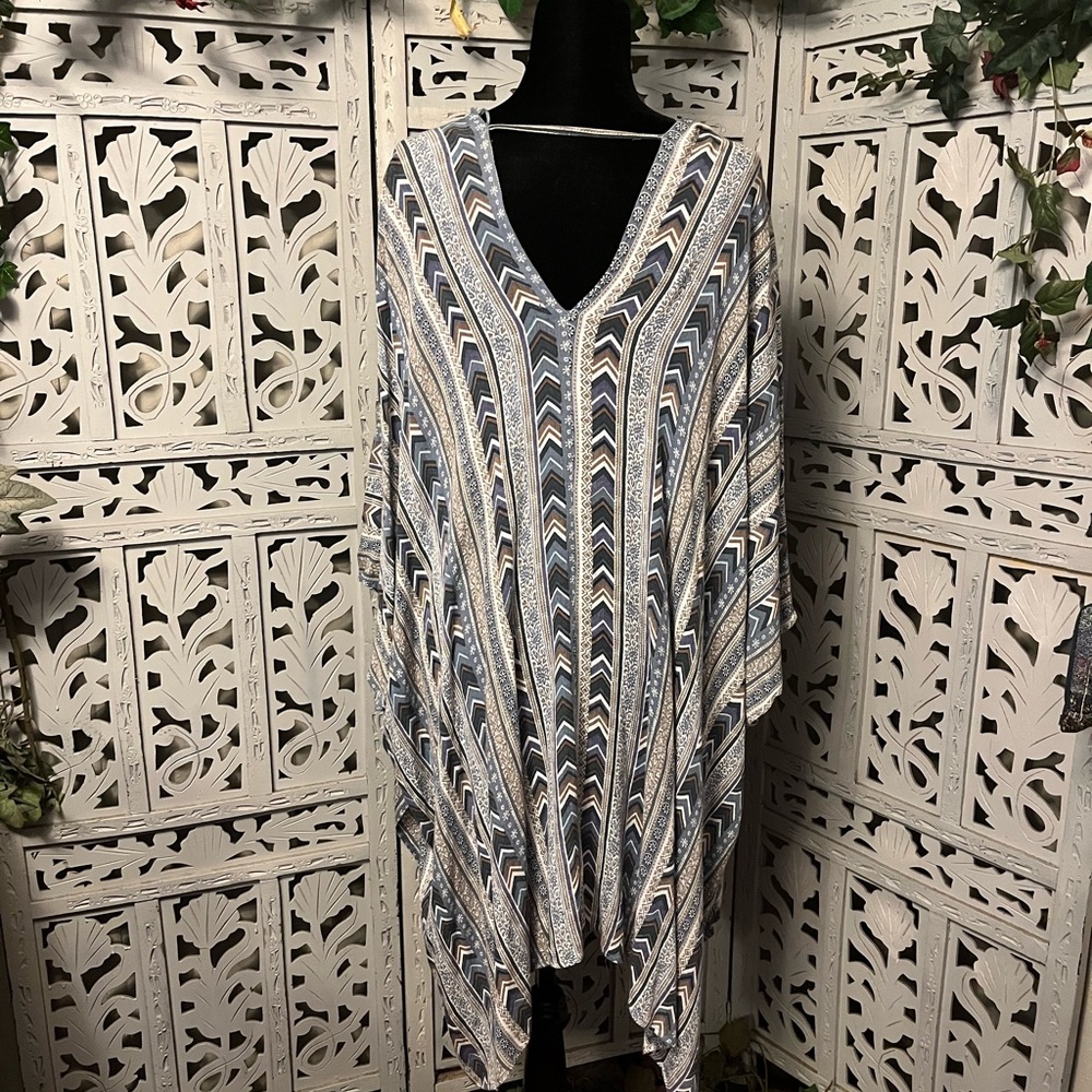 WISHLIST APPAREL SWEET TONES BLUE & TAN DESIGN ANGEL WING WRAP SHAWL KIMONO - Picture 3 of 8